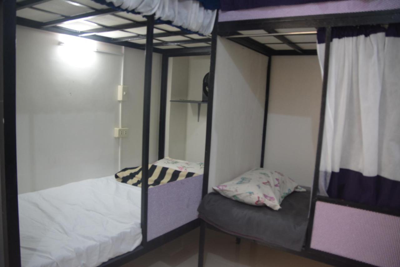 Sleepadz - Capsule Beds Dormitel In Magsaysay Ave Naga Hotel Naga  Exterior photo